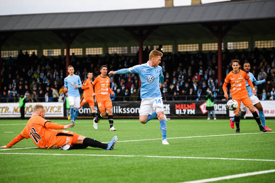Malmö FFs Anders Christiansen gör 1-0