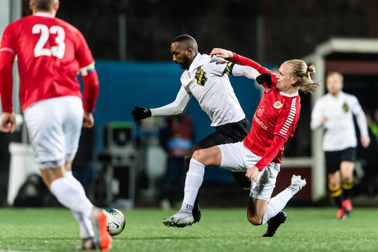 s Henok Goitom och Kalmars Henrik Löfkvist