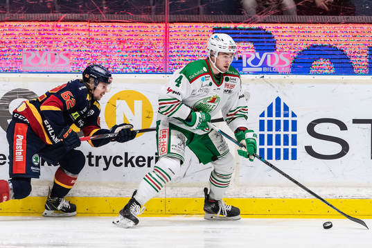 Djurgårdens Manuel Ågren och Rögles Kodie Curran