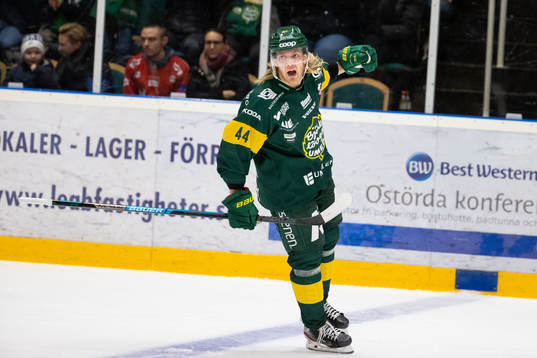 Björklövens Olle Liss jublar