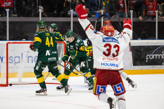Björklövens Adam Plant deppar