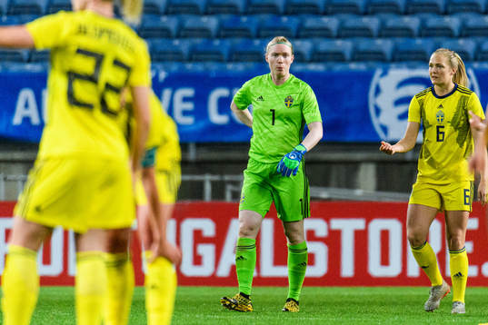 Goalkeeper Hedvig Lindahl of Sweden