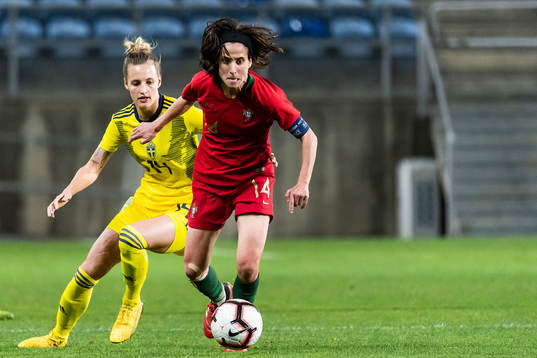 Nathalie Björn of Sweden and Dolores Silva of Portugal