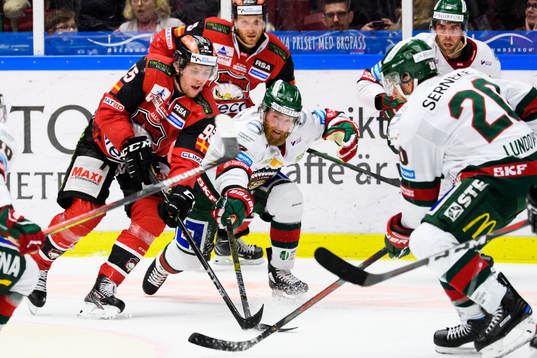 Malmö Redhawks Carl Persson och Frölundas Karl Stollery