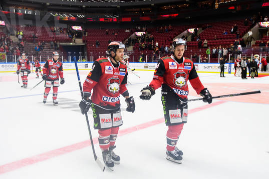 Malmö Redhawks Frederik Storm och Jesper Jensen Aabo deppar