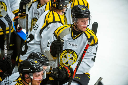 Brynäs Linus Ölund deppar