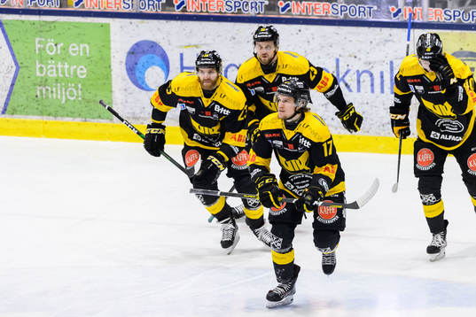 Västerås William Wikman jublar