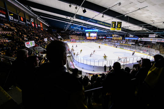 Bläddra bland fler bilder av Ishockey, Hockeyallsvenskan, Slutspelsserien, Västerås - Vita Hästen