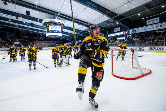 Västerås Anthon Eriksson jublar