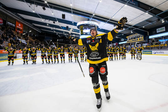 Västerås Jimmie Jansson jublar