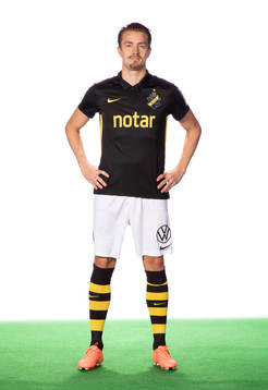 s Rasmus Lindkvist