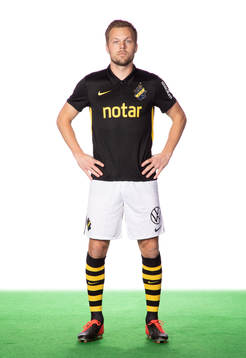 s Sebastian Larsson