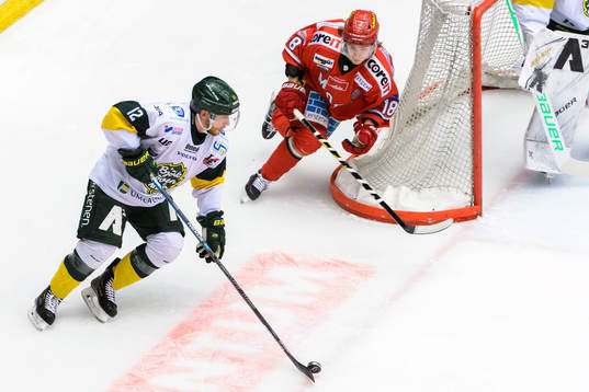 Björklövens Brian Cooper och Modos Iikka Kangasniemi