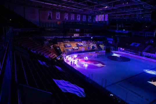 Leksands spelarna gör entre