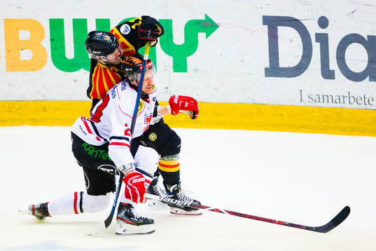 Örebros Marcus Weinstock och Brynäs Josef Ingman
