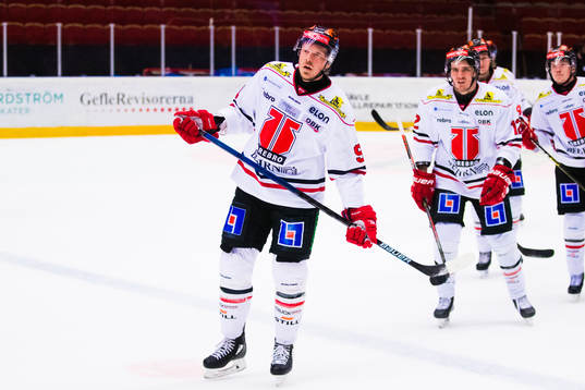 Örebros Ryan Stoa jublar