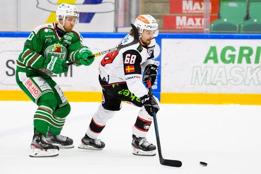Rögles Ted Brithén och Malmö Redhawks Adam Brodecki