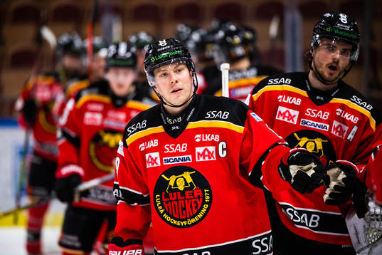 Luleås Erik Gustafsson jublar