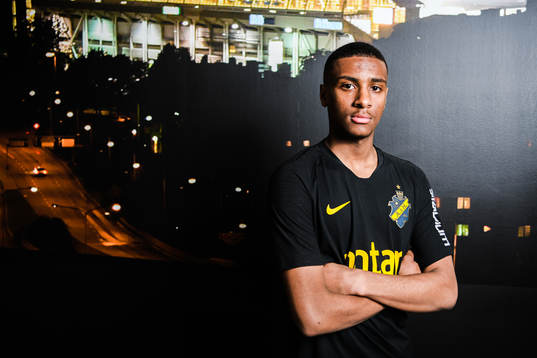 s nyförvärv Paulos Abraham