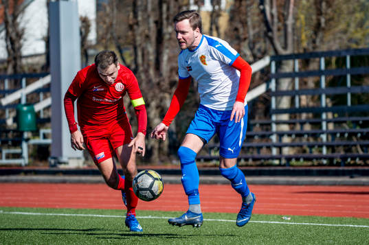 Nikes Sebastian Ascencio Dahl mot BK Flaggs Marcus Strand
