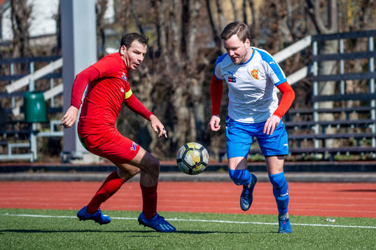 Nikes Sebastian Ascencio Dahl mot BK Flaggs Marcus Strand