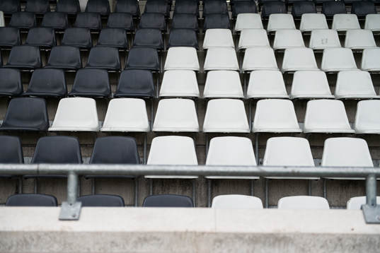 Bravida Arena med tomma läktare på grund av coronaviruset