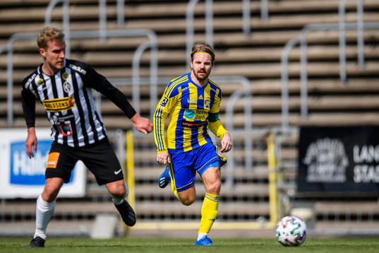 Landskronas Linus Olsson och Eskilsminnes Mathias Unkuri