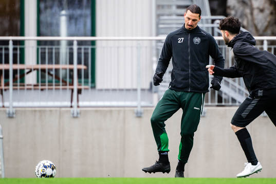 Zlatan Ibrahimovic participate in a practice with Hammarby
