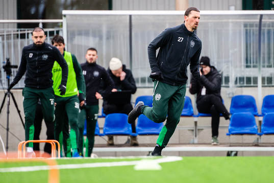 Zlatan Ibrahimovic participate in a practice with Hammarby