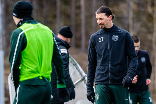 Zlatan Ibrahimovic participate in a practice with Hammarby