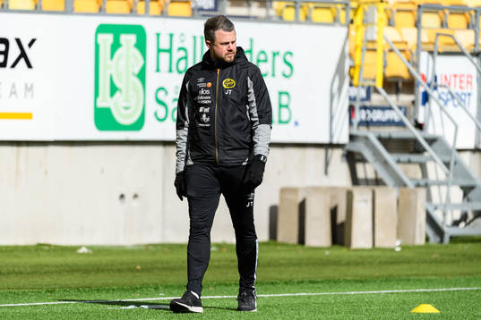 manager Jimmy Thelin