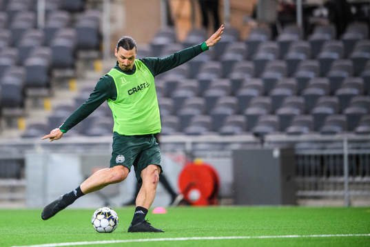 Zlatan Ibrahimovic participates in a training session with