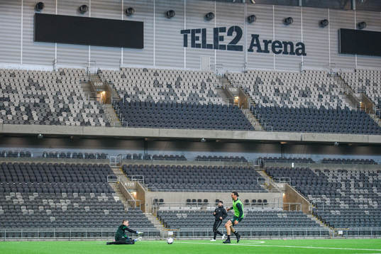 Zlatan Ibrahimovic participates in a training session with
