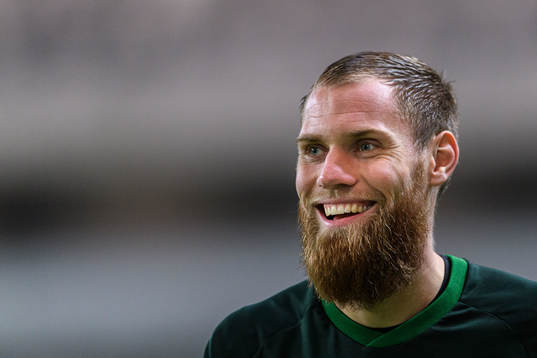 David Fällman participates in a training session with