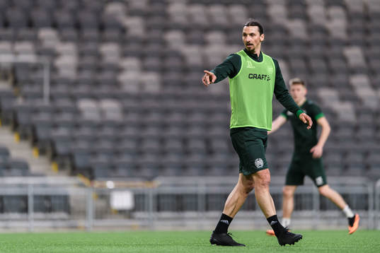Zlatan Ibrahimovic participates in a training session with
