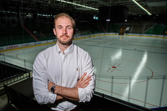 Rögles assisterande sportchef Christoffer Malm