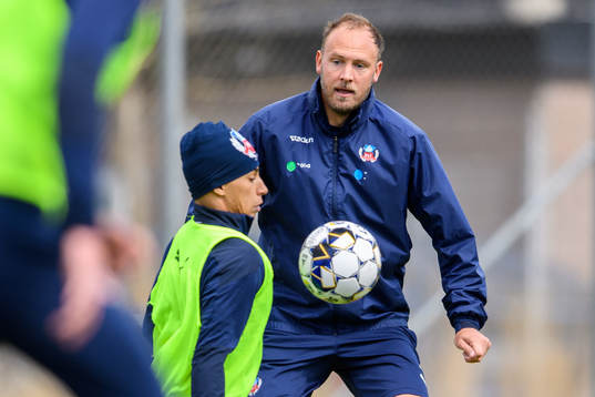 Othmane Salama och Andreas Granqvist