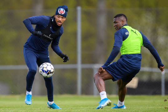 Martin Olsson och Alhaji Gero