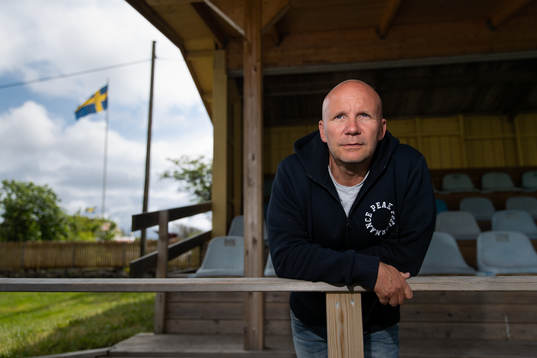 1 Öckerös vice ordförande Mikael Dahlqvist blickar ut