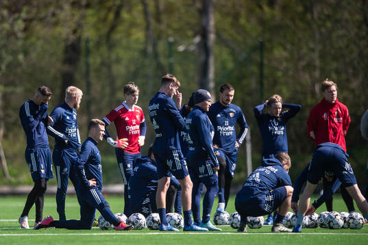 Viktor Claesson och resterande spelare