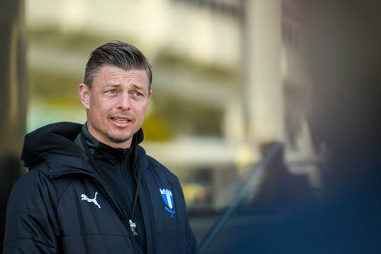 Tränare Jon Dahl Tomasson