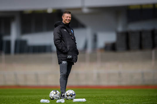 Tränare Jon Dahl Tomasson