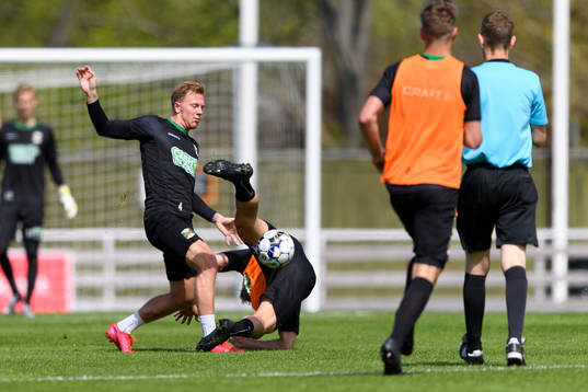 Bläddra bland fler bilder av Fotboll, Allsvenskan, Varberg, Träning