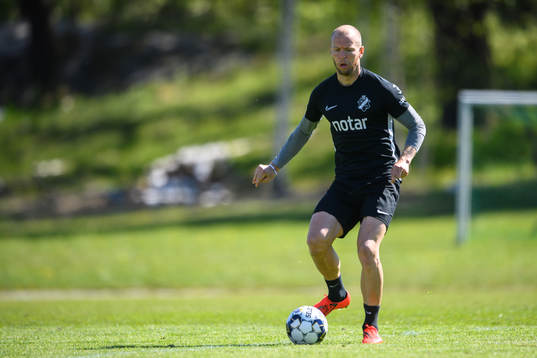 Per Karlsson