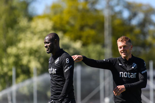 Bläddra bland fler bilder av Fotboll, Allsvenskan, AIK, Träning