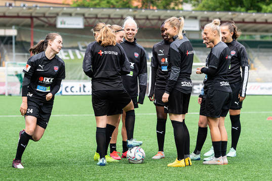 Rosengårds spelare