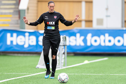 målvakt Emma Lind