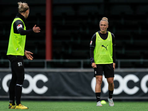 Sanne Troelsgaard i samtal med Hanna Bennison