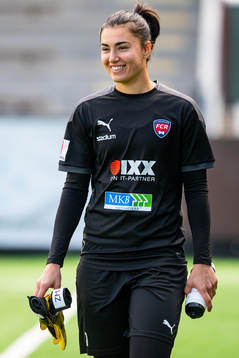målvakt Zecira Musovic