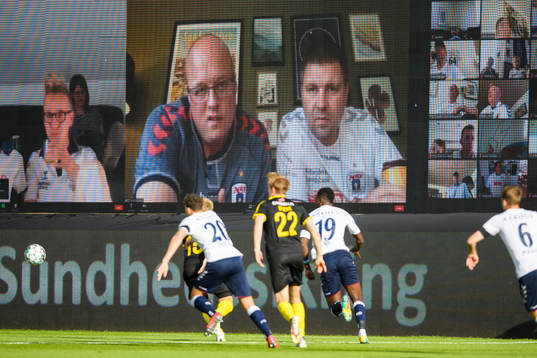 Bläddra bland fler bilder av Football, Danish Superliga, Aarhus - Randers